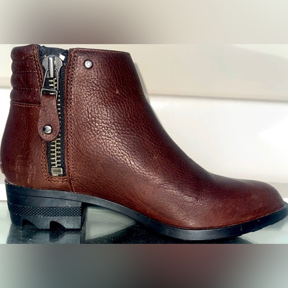 Sorel Chelsea Brown Leather Boots